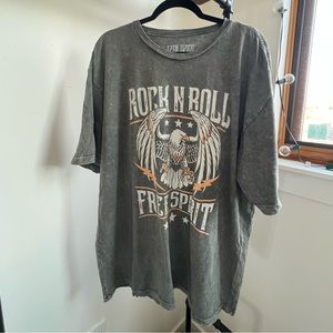 Oversized Shop 12th Tribe Rock n Roll Vintage Tshirt